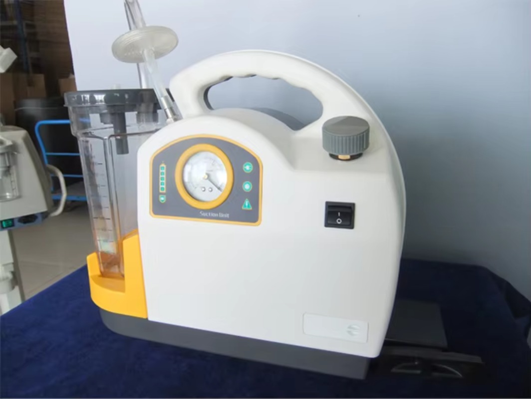 High flow Portable Suction Uni - Suction Machine Medical recensione e prezzo